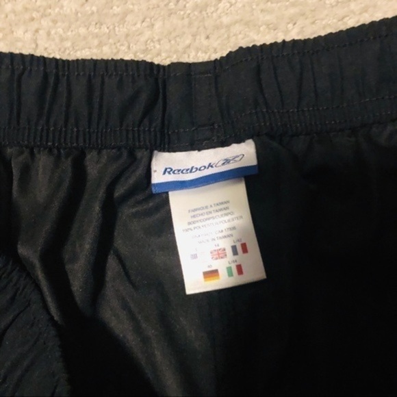 NEW Reebok capris! Windbreaker - Picture 5 of 5